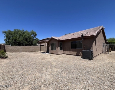 2046 S 171st Drive - Photo Thumbnail 24