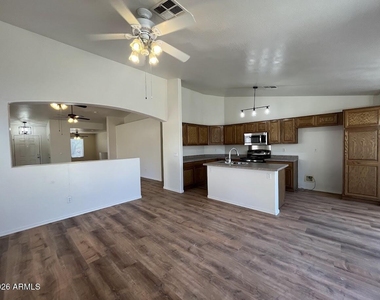 2046 S 171st Drive - Photo Thumbnail 8