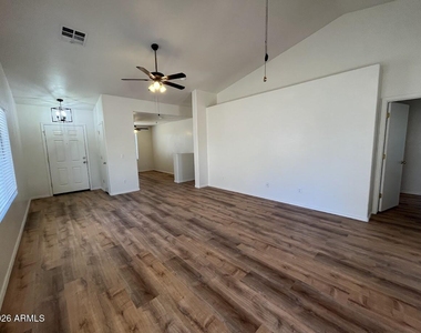 2046 S 171st Drive - Photo Thumbnail 4