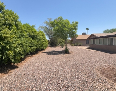 1530 Leisure World -- - Photo Thumbnail 17