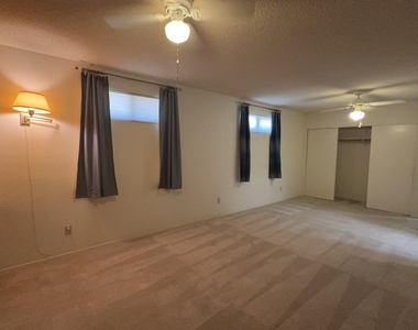 1530 Leisure World -- - Photo Thumbnail 5