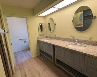 1530 Leisure World -- - Photo Thumbnail 9