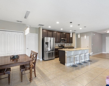 3650 Sw Rivera Street - Photo Thumbnail 8