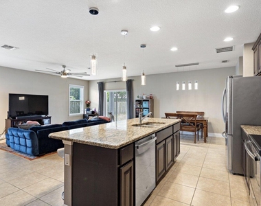 3650 Sw Rivera Street - Photo Thumbnail 4