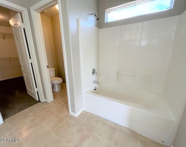 2417 S 90th Glen - Photo Thumbnail 34