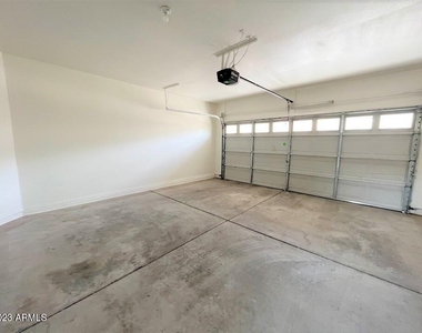 2417 S 90th Glen - Photo Thumbnail 16