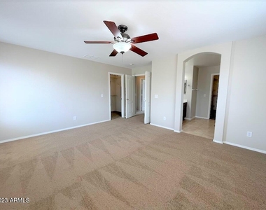 2417 S 90th Glen - Photo Thumbnail 31