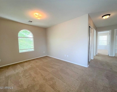 2417 S 90th Glen - Photo Thumbnail 18