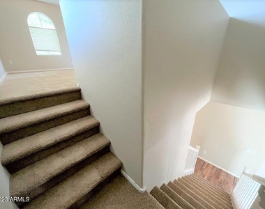 2417 S 90th Glen - Photo Thumbnail 17