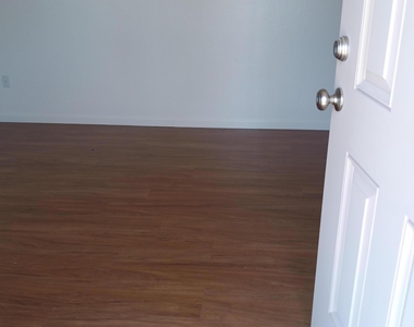 5334 E Virginia Avenue - Photo Thumbnail 1