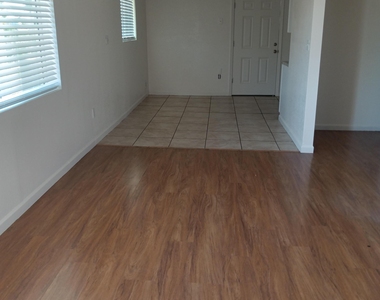 5334 E Virginia Avenue - Photo Thumbnail 5