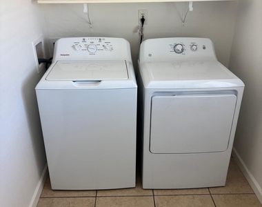 5334 E Virginia Avenue - Photo Thumbnail 9