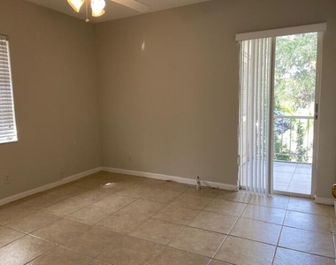 626 Nw 13th Street - Photo Thumbnail 3