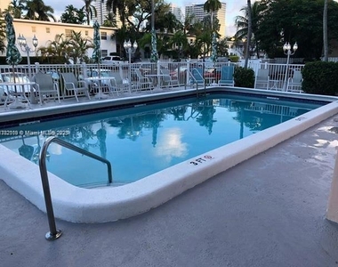625 Antioch Avenue - Photo Thumbnail 3