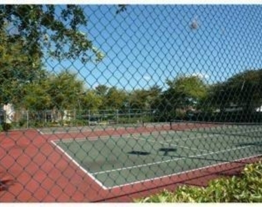 9901 Westview Drive - Photo Thumbnail 10