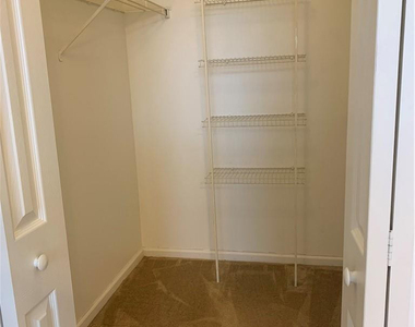630 S Sapodilla Avenue - Photo Thumbnail 9