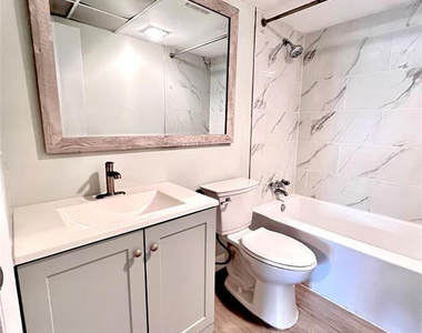 7000 Nw 17th Street - Photo Thumbnail 2