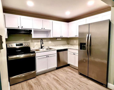 7000 Nw 17th Street - Photo Thumbnail 9
