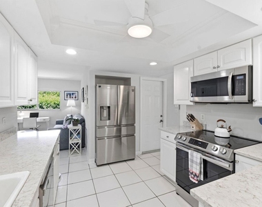 6372 Sleepy Willow Way - Photo Thumbnail 8
