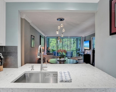 106 Royal Park Drive - Photo Thumbnail 18