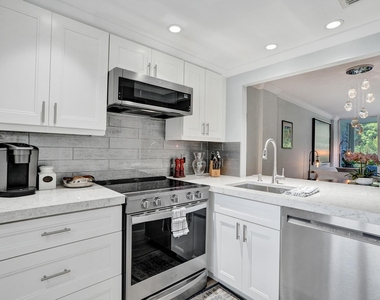 106 Royal Park Drive - Photo Thumbnail 17