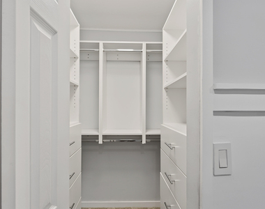 1259 Sw 46th Avenue - Photo Thumbnail 12