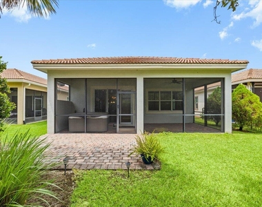 11147 Sw Visconti Way - Photo Thumbnail 19
