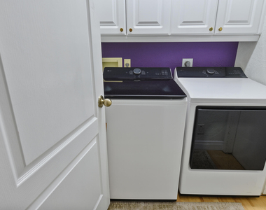 348 Eagleton Golf Drive - Photo Thumbnail 20