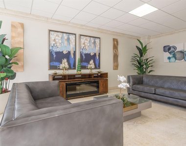 305 N Pompano Beach Boulevard - Photo Thumbnail 26