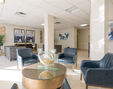305 N Pompano Beach Boulevard - Photo Thumbnail 28
