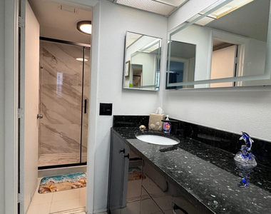 305 N Pompano Beach Boulevard - Photo Thumbnail 13