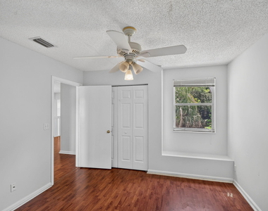 8332 Bermuda Sound Way - Photo Thumbnail 33
