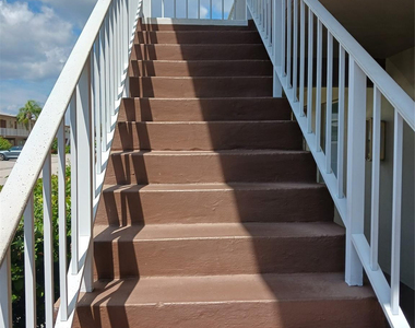 7505 Nw 5th Court - Photo Thumbnail 2