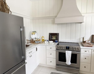 11563 Briarwood Circle - Photo Thumbnail 3