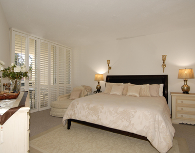 3200 N Ocean Boulevard - Photo Thumbnail 18