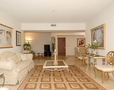 3200 N Ocean Boulevard - Photo Thumbnail 5