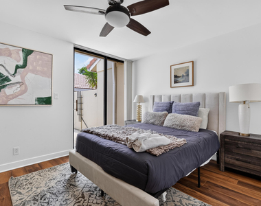 222 Old Meadow Way - Photo Thumbnail 10