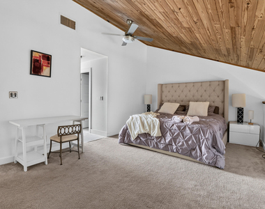 222 Old Meadow Way - Photo Thumbnail 14