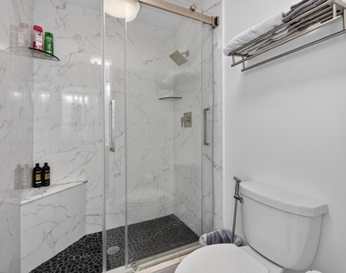 222 Old Meadow Way - Photo Thumbnail 18