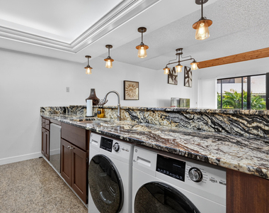 222 Old Meadow Way - Photo Thumbnail 22