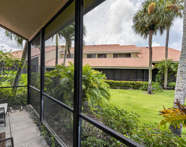 222 Old Meadow Way - Photo Thumbnail 8