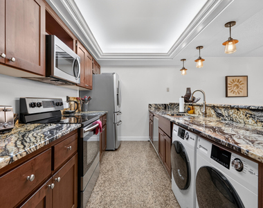 222 Old Meadow Way - Photo Thumbnail 20