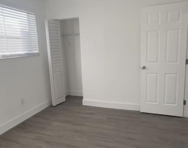 517 Nw 16th Avenue - Photo Thumbnail 10