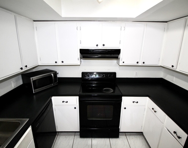 6287 Scotch Pine Lane - Photo Thumbnail 11