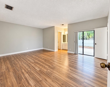 6287 Scotch Pine Lane - Photo Thumbnail 19