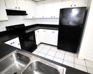 6287 Scotch Pine Lane - Photo Thumbnail 9