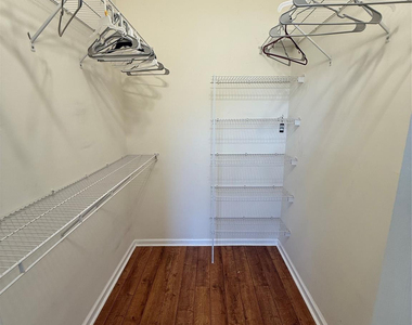 4404 Sw 160th Avenue - Photo Thumbnail 9