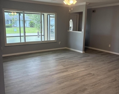 1641 Se Clearmont Street - Photo Thumbnail 25