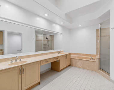 7848 Travelers Tree Drive - Photo Thumbnail 26