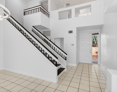 7848 Travelers Tree Drive - Photo Thumbnail 7